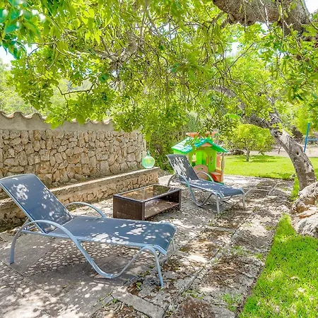 Finca Colom بيت للعطل